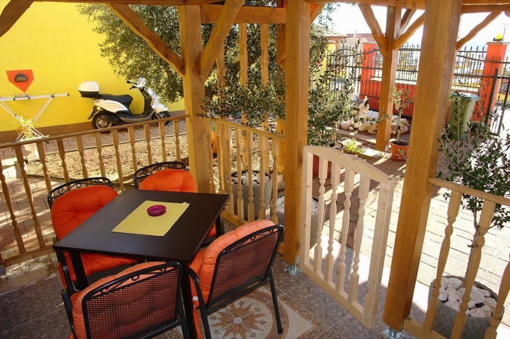 Apartments Ana Lorena Crikvenica Exterior photo